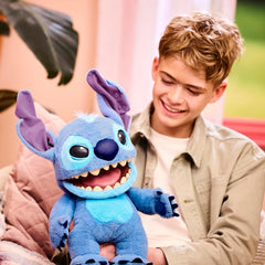 WOW! Stuff: RealFX Disney Stitch - 18" Puppetronic Animatronic Plush Toys & Games Wow! Stuff