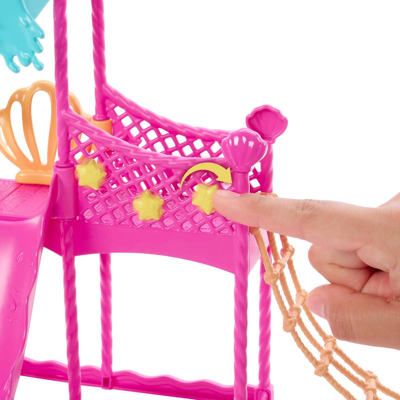 Barbie: Skipper First Jobs - Waterpark Lifeguard Toys & Games Mattel