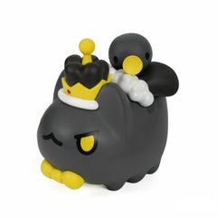Bugcat Capoo: King Black Bugcat Figurine with Limited Edition Patch Collectible Bugcat Capoo