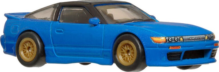 Hot Wheels: Premium Car Culture Modern Classics Nissan SilEighty - 1:64 Scale Toys & Games Mattel