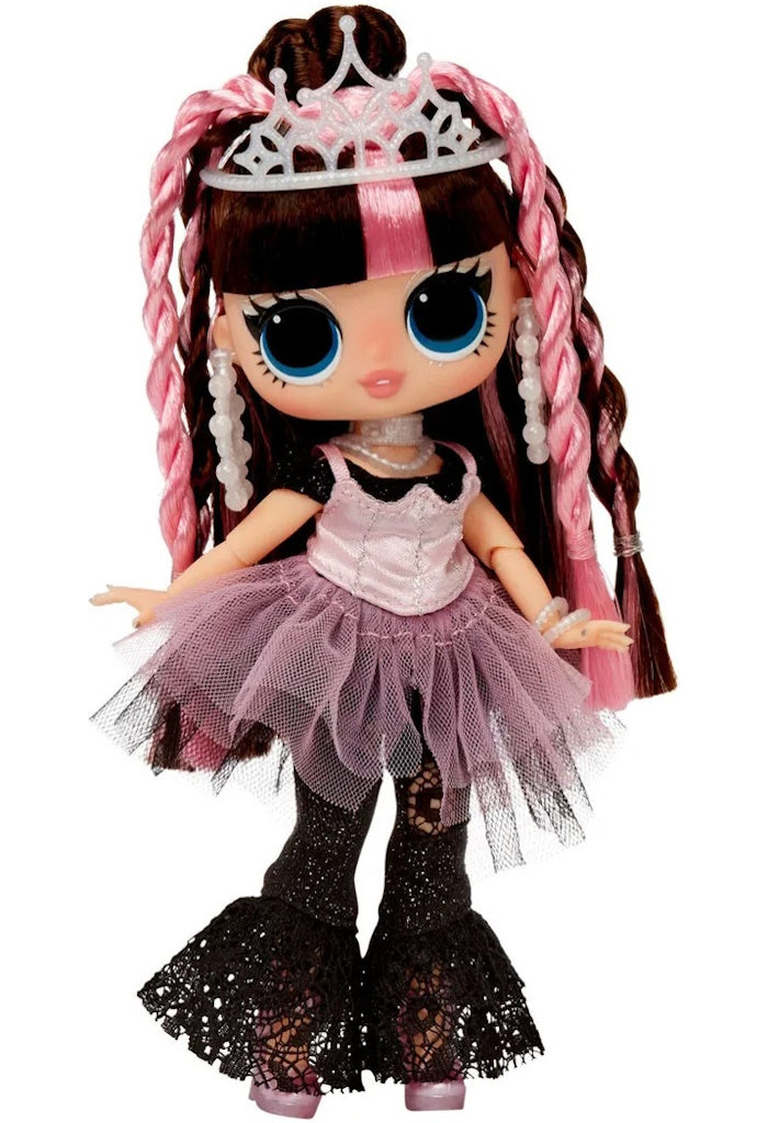 L.O.L. Surprise! Tweens Surprise Swap Bronze 2-Blonde Billie Toys & Games MGA Entertainment