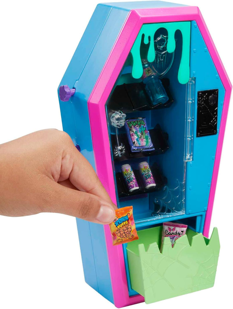 Monster High: Student Lounge Playset, Doll House Furniture, Pets & Vending Machine Toys & Games Mattel