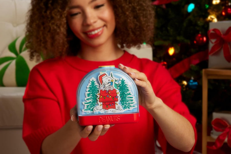 Polly Pocket x Peanuts: Collector Compact Toys & Games Mattel