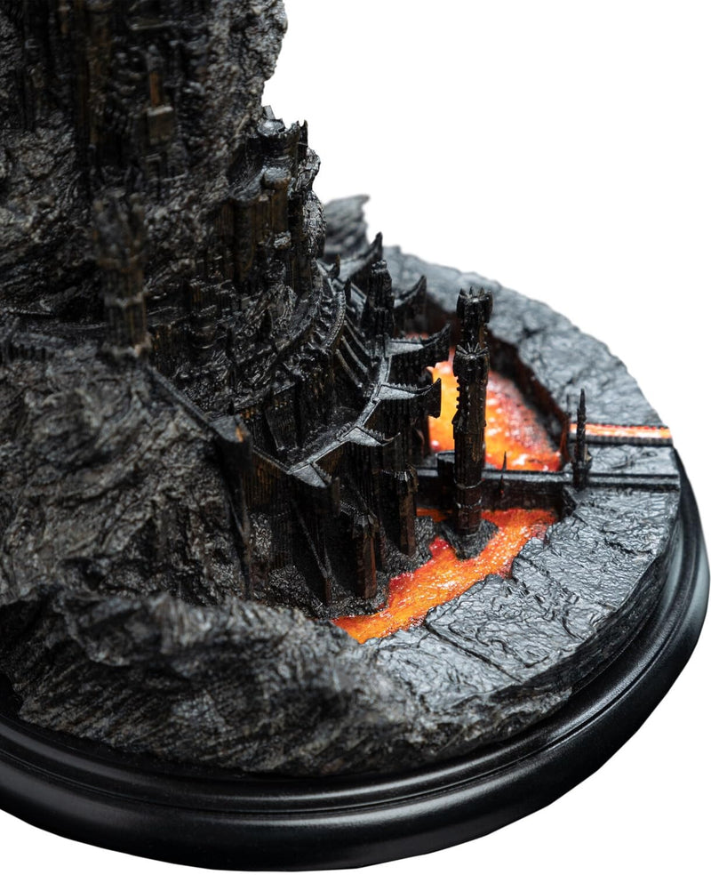 Weta Workshop: Lord of the Rings - Tower of Barad-Dur Enviroment Figure Toys & Games Weta Workshop