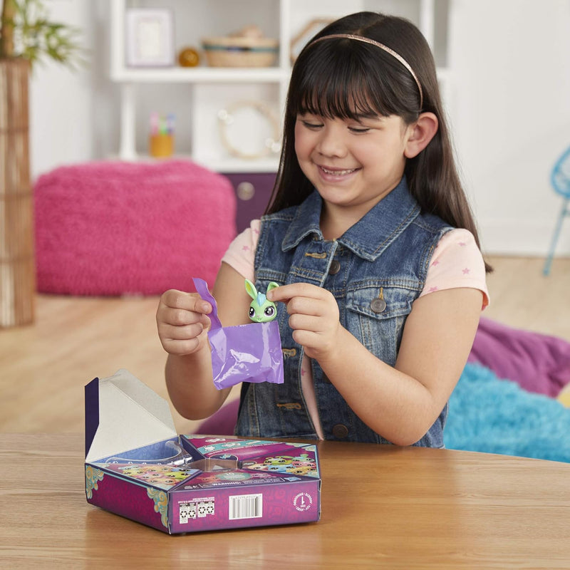 Littlest Pet Shop: Lucky Pets - Fortune Crew 10 Surprises Pet Toy - Mystery Box Toys & Games Hasbro