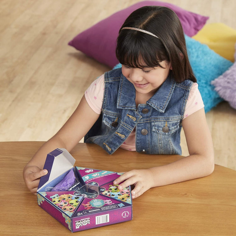 Littlest Pet Shop: Lucky Pets - Fortune Crew 10 Surprises Pet Toy - Mystery Box Toys & Games Hasbro