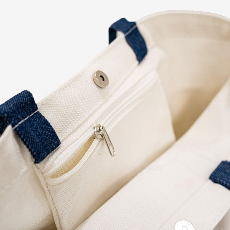 Milk Mocha Bear: Hanging Out Canvas Tote Bag Handbags Milk Mocha Bear