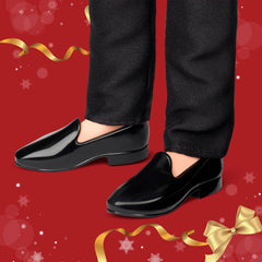 Barbie Signature: 2025 Holiday Ken - White Blonde Hair Toys & Games Mattel