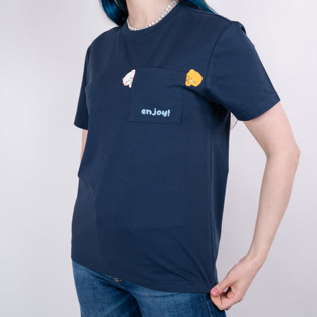 Giordano X Milk Mocha Bear: Peek-a-Pocket T-Shirts Milk Mocha Bear