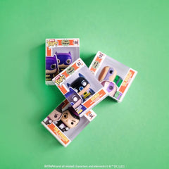 Funko Bitty Pop!: Batman Bitty Shelf [Batman, Robin, Scarecrow, Mystery Figure] Toys & Games Funko