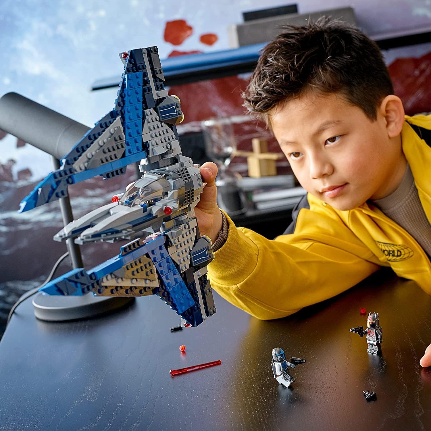 ここ様 LEGO: Star Wars Mandalorian Starfighter - 544 Piece Building Kit