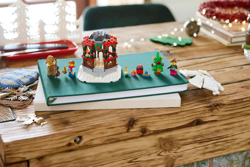 LEGO: Holidays [Winter Gazebo #40778] LEGO LEGO