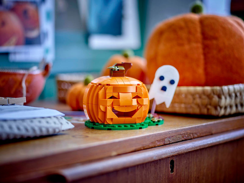 LEGO: Halloween Pumpkin - 254 Piece Building Kit [LEGO, #40697] LEGO LEGO