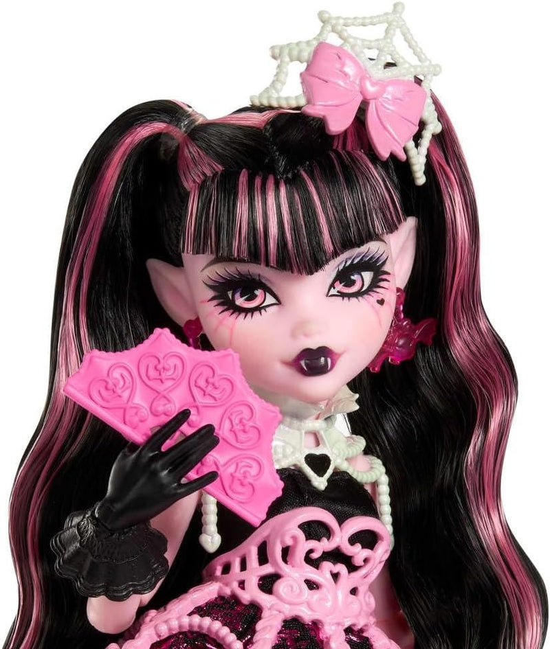 Monster High: Scary Sweet Birthday Draculaura Toys & Games Mattel