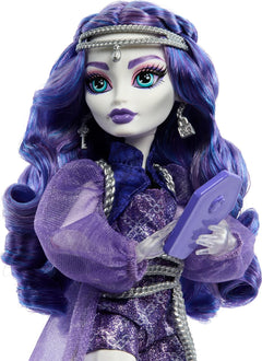 Monster High: Spectra Vondergeist Doll with Pet Ferret Rhuhen Toys & Games Mattel