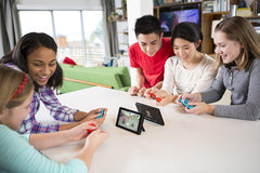 Mario Kart 8 Deluxe + Booster Course Pass [Waves 1-6]  - Nintendo Switch