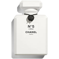 Chanel N°5 L'Eau - Limited Edition 2021 Eau de Toilette - 100 mL / 3.4 Fl Oz [Beauty] Beauty Chanel   