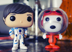 Funko POP! Peanuts - Astronaut Snoopy Vinyl Figure [Toys, Ages 3+, #577] Toys & Games Funko   