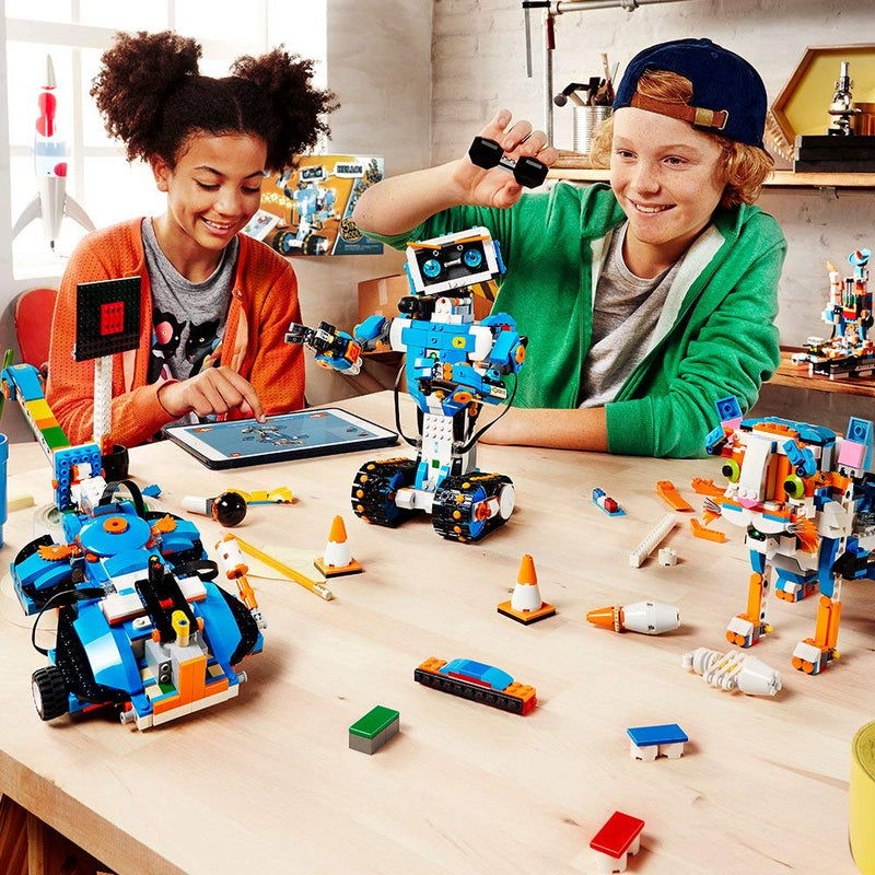 LEGO BOOST: Creative Toolbox - 847 Piece 5-In-1 Building Set [LEGO, #17101] LEGO LEGO   