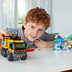 LEGO City: Jungle Mobile Lab - 426 Piece Building Kit [LEGO, #60160] LEGO LEGO   
