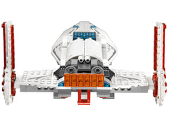 LEGO DC Comics Super Heroes: Darkseid Invasion - 545 Piece Building Kit [LEGO, #76028] LEGO LEGO   