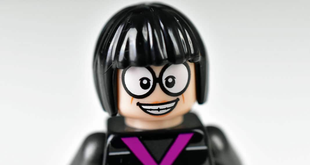 LEGO Disney Pixar The Incredibles 2 Edna Mode 4 Piece Minifigure L Shopville