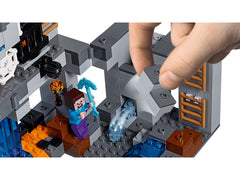 LEGO Minecraft: The Bedrock Adventures - 644 Piece Building Kit [LEGO, #21147] LEGO LEGO   
