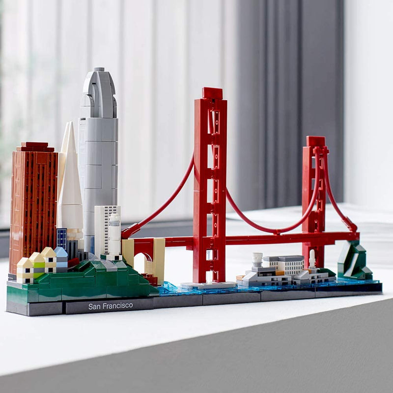 LEGO Architecture: San Francisco - 565 Piece Building Kit [LEGO, #21043] LEGO LEGO   