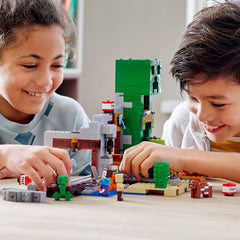 LEGO Minecraft: The Creeper Mine - 834 Piece Building Kit [LEGO, #21155] LEGO LEGO   