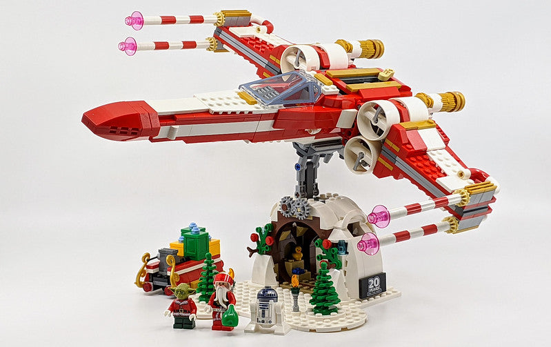 LEGO Star Wars: Christmas X-Wing - 20th Anniversary Edition - 1038 Piece Building Kit [LEGO, #4002019] LEGO LEGO   