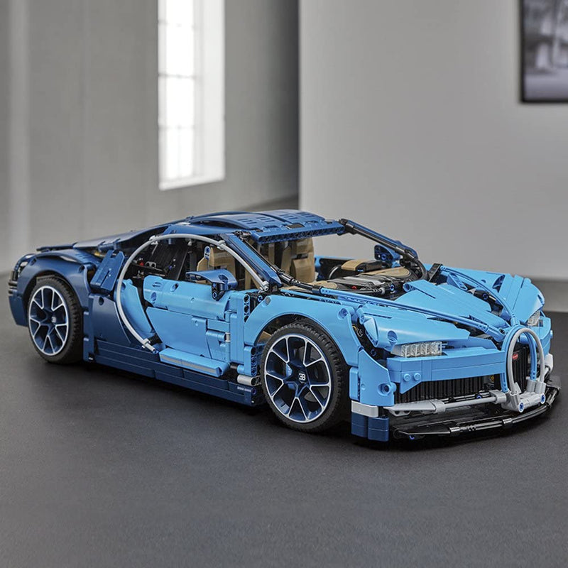 LEGO Technic: Bugatti Chiron - 3599 Piece Building Kit [LEGO, #42083] LEGO LEGO   