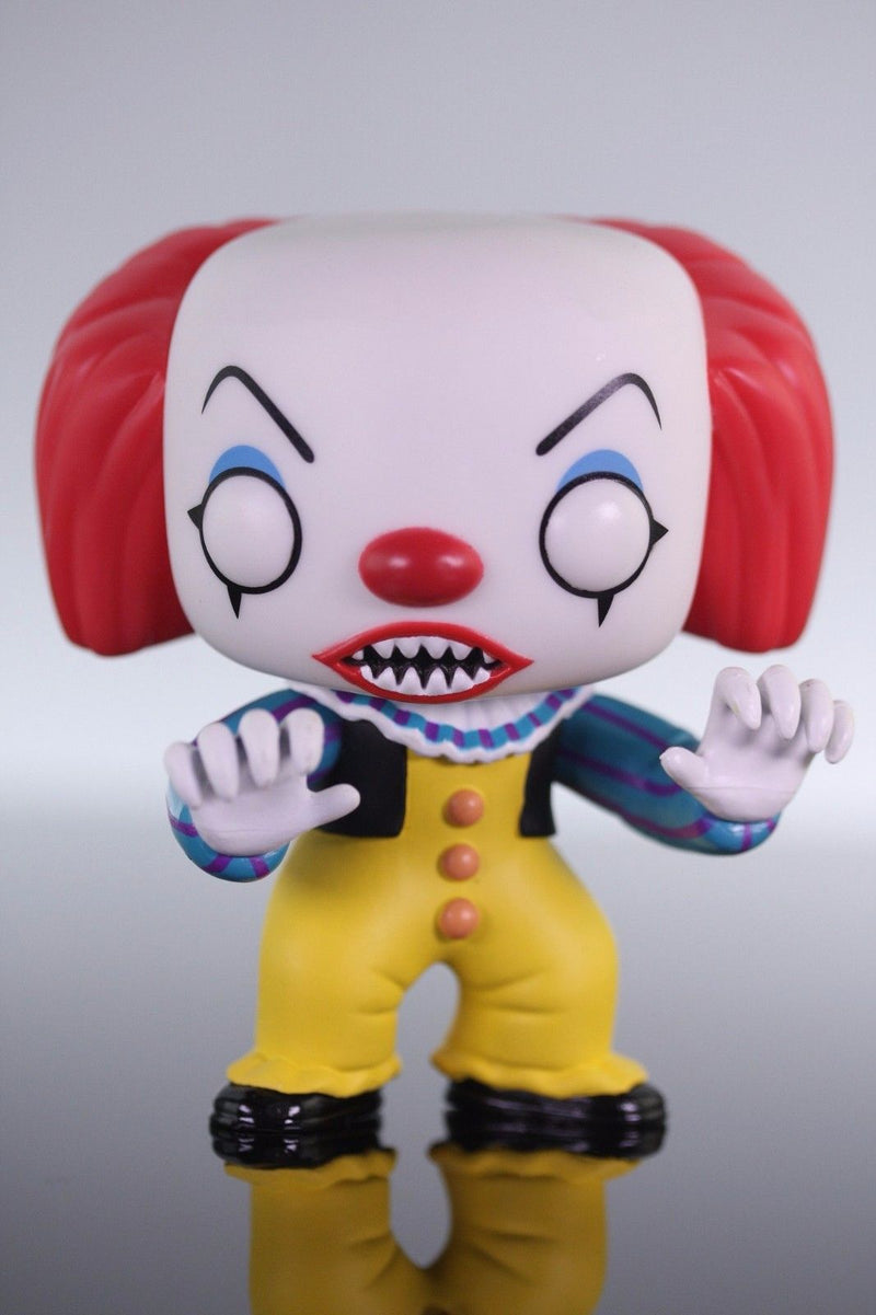 Funko POP! Movies - It: The Movie - Pennywise Vinyl Figure [Toys, Ages 17+, #55] Toys & Games Funko   