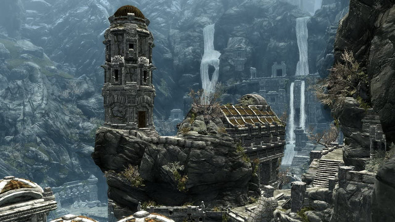 The Elder Scrolls V: Skyrim [Xbox 360] Xbox 360 Video Game Bethesda   
