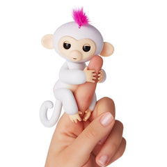 WowWee Fingerlings Baby Monkey 'Sophie' Interactive Electronic Toy Pet [Toys, Ages 5+] Toys & Games WowWee   